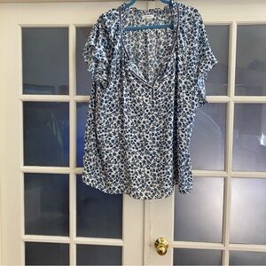 Max Studio 3X Floral Ruffled V-Neck Floral Blouse - Blue/White